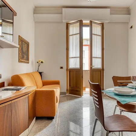 Διαμέρισμα Joivy Captivating Flat With Balcony