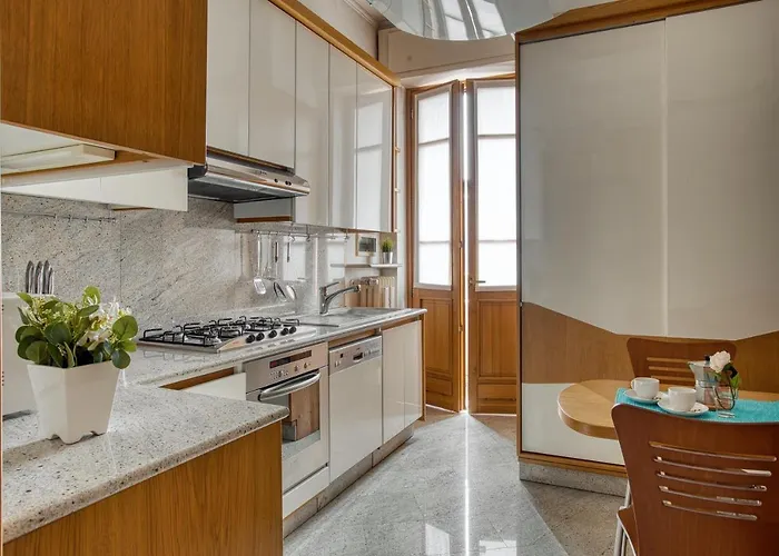 Joivy Captivating Flat With Balcony Апартаменты Милан