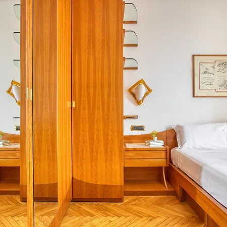 Joivy Captivating Flat With Balcony * Milaan