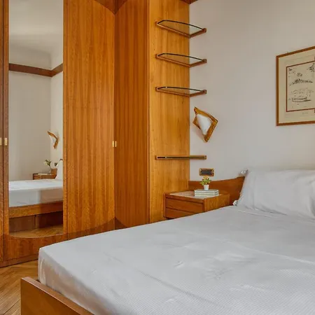 Joivy Captivating Flat With Balcony Appartement Milaan
